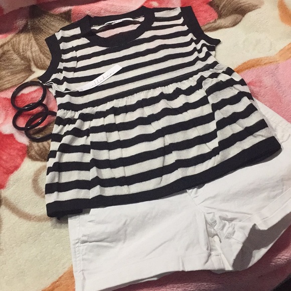 Last one! Chic Striped B&W Tank! - Picture 3 of 7
